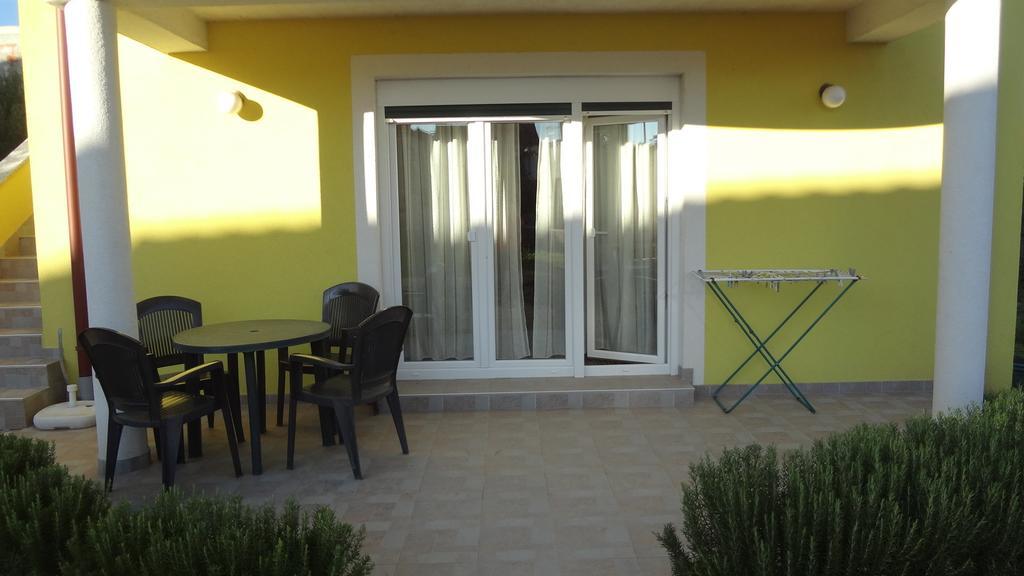 Apartments Laura I Angelina Tribalj Pokój zdjęcie