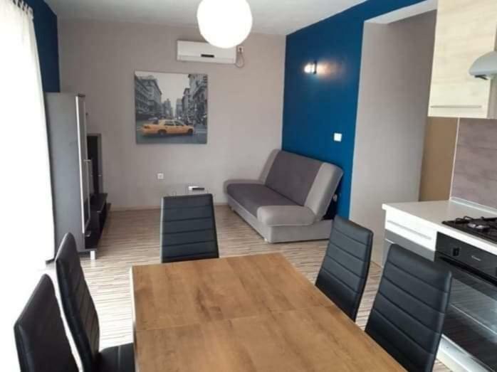 Apartments Laura I Angelina Tribalj Zewnętrze zdjęcie